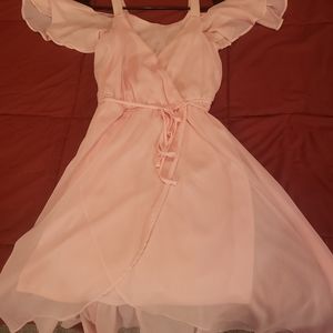 Pink dress/cold shoulder dress